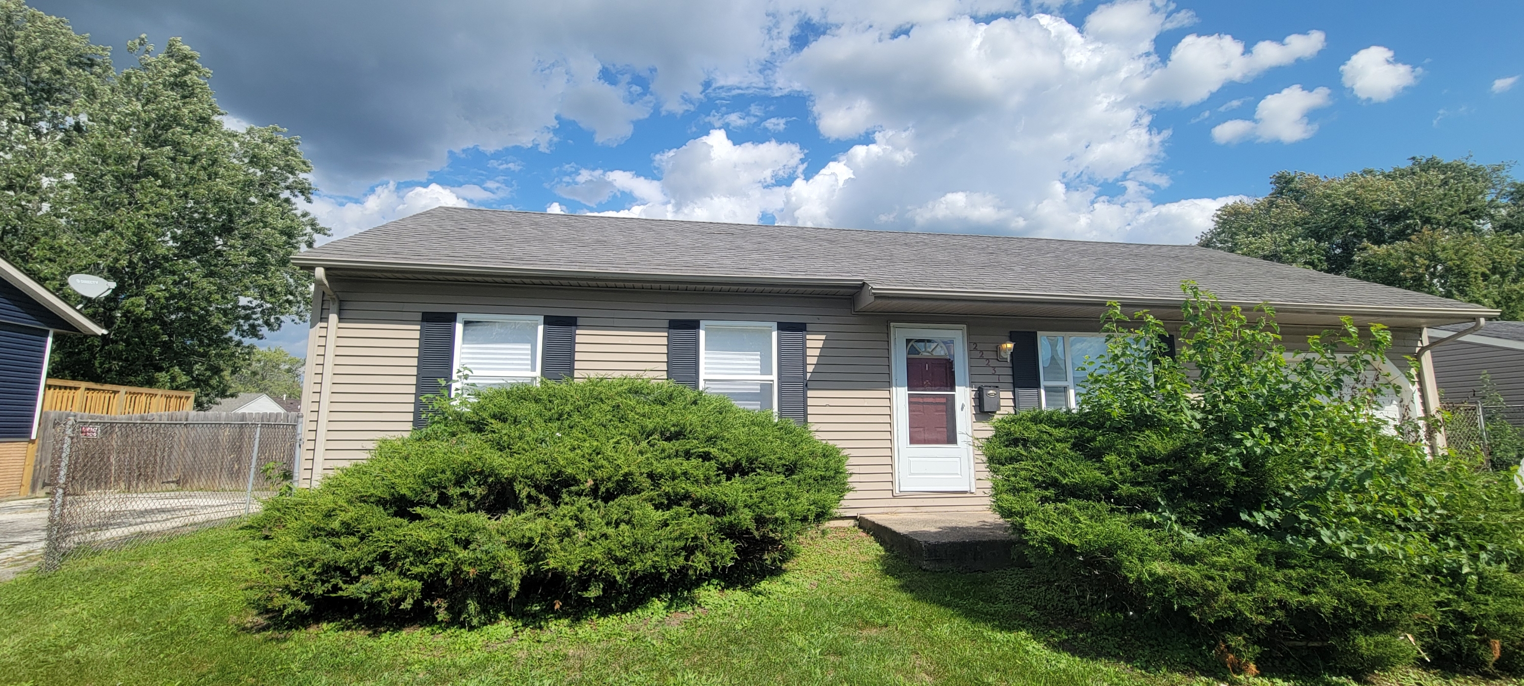 22231 Latonia Ln